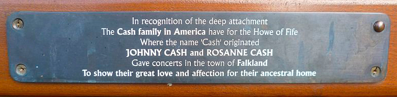 800px-Cash_bench_plaque,_Falkland,_Fife