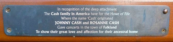 800px-Cash_bench_plaque,_Falkland,_Fife